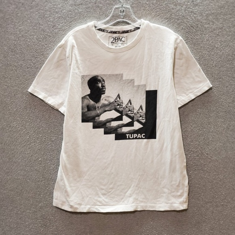2Pac Men T-Shirt Small White Logo Hip Hop Rapper Graphic Short Sleeve Crew Neck